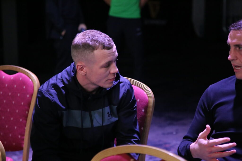 Talking titles.
Photo Credit Matthew Spalding.
https://www.instagram.com/theboxersphotographer/